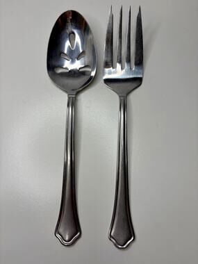 International Stainless Capri Frost Serving Pierced Spoon Fork 8 3/4”